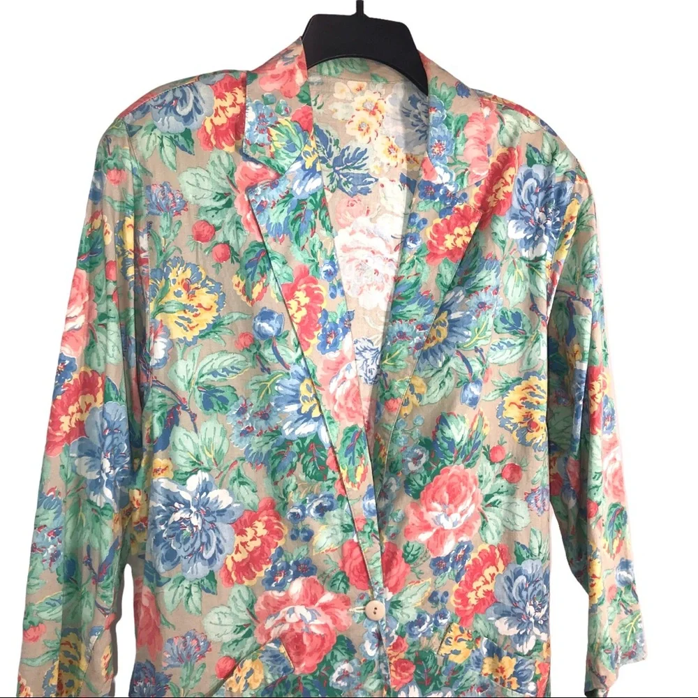 Vintage 1980s Floral 100% Cotton Blazer 😍